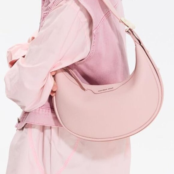 SOLD!!!!!!! Japanese aesthetic minimalist viral crescent moon bag - Picture 2 of 5